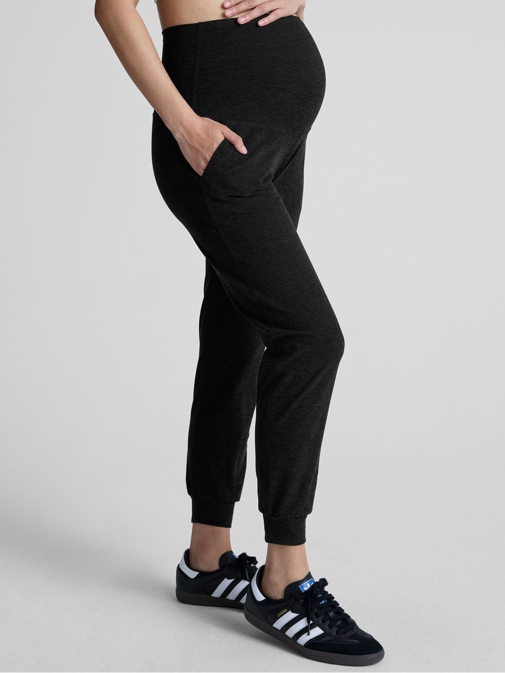 Beyond Yoga Spacedye™ Beyond the Bump Maternity Midi Jogger M